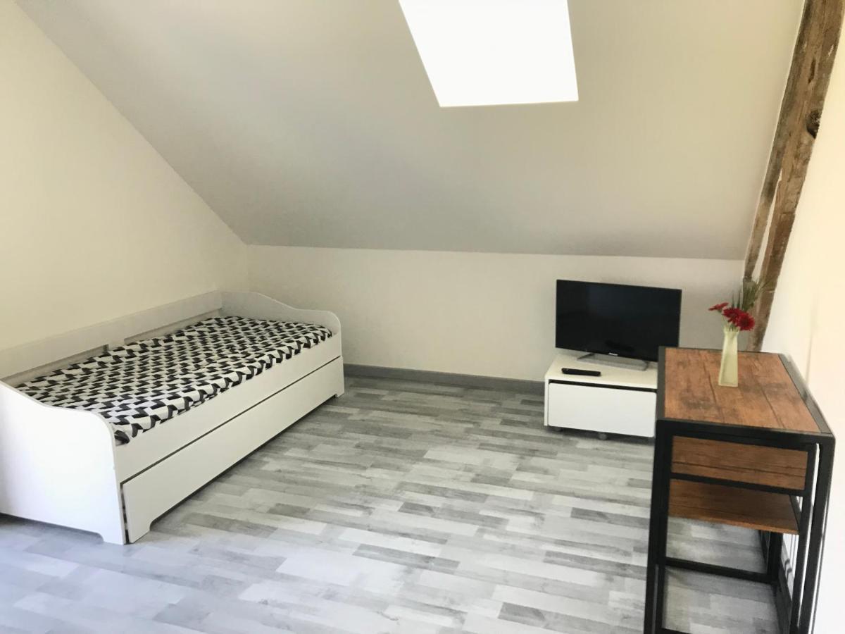 Les Plumes de Fontenailles Martigny-le-Comte Extérieur photo